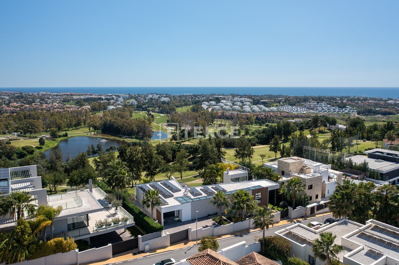 Sustainable Houses image 4