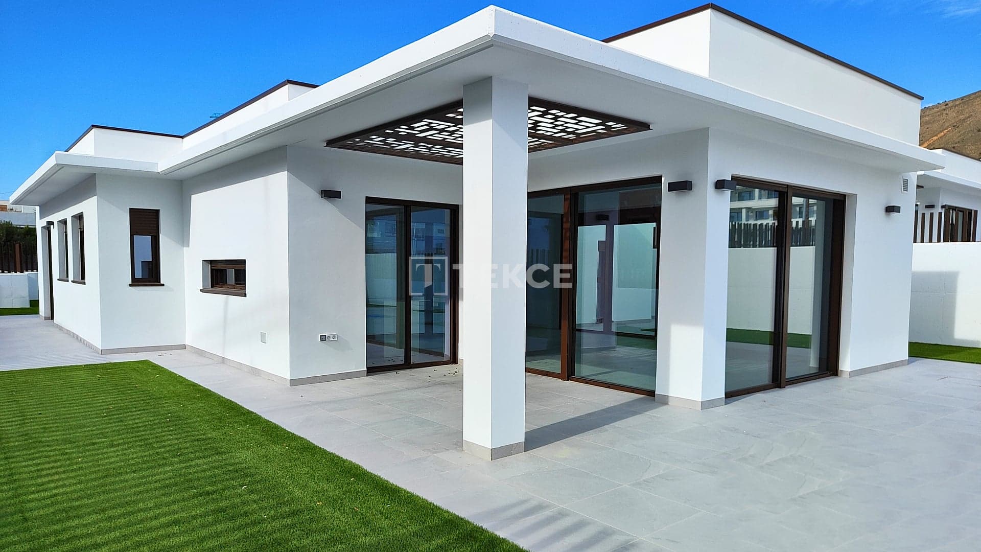 Carbon-neutral Houses image 2