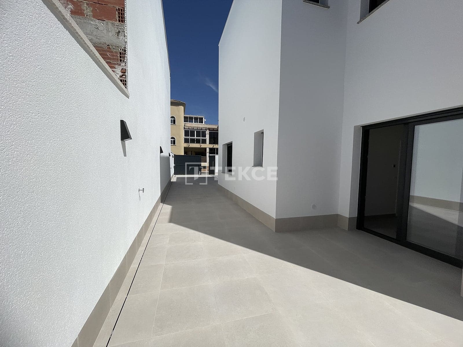 Green Houses image 5